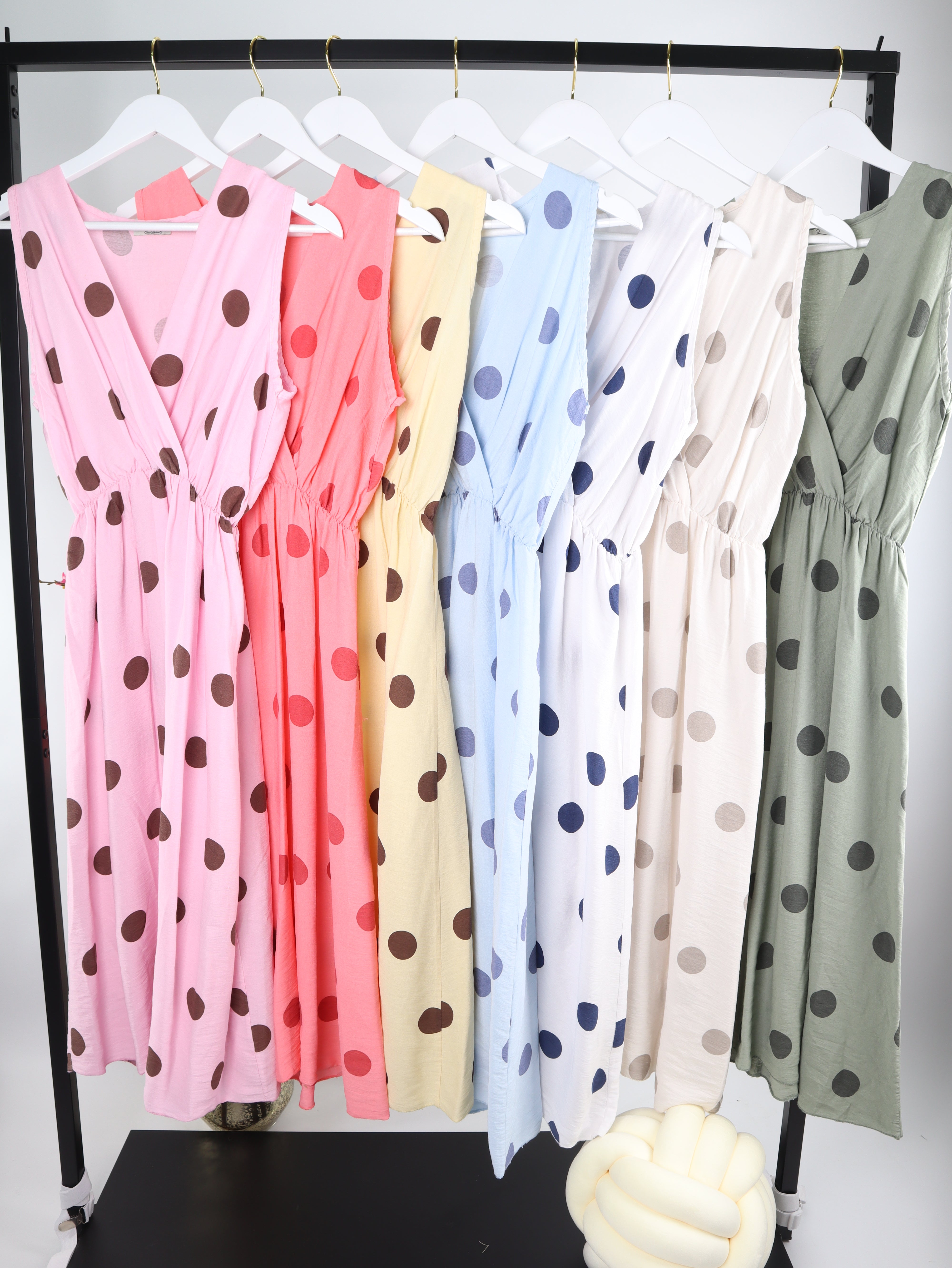 Viskose ärmelloses Kleid mit Polka Dot Muster