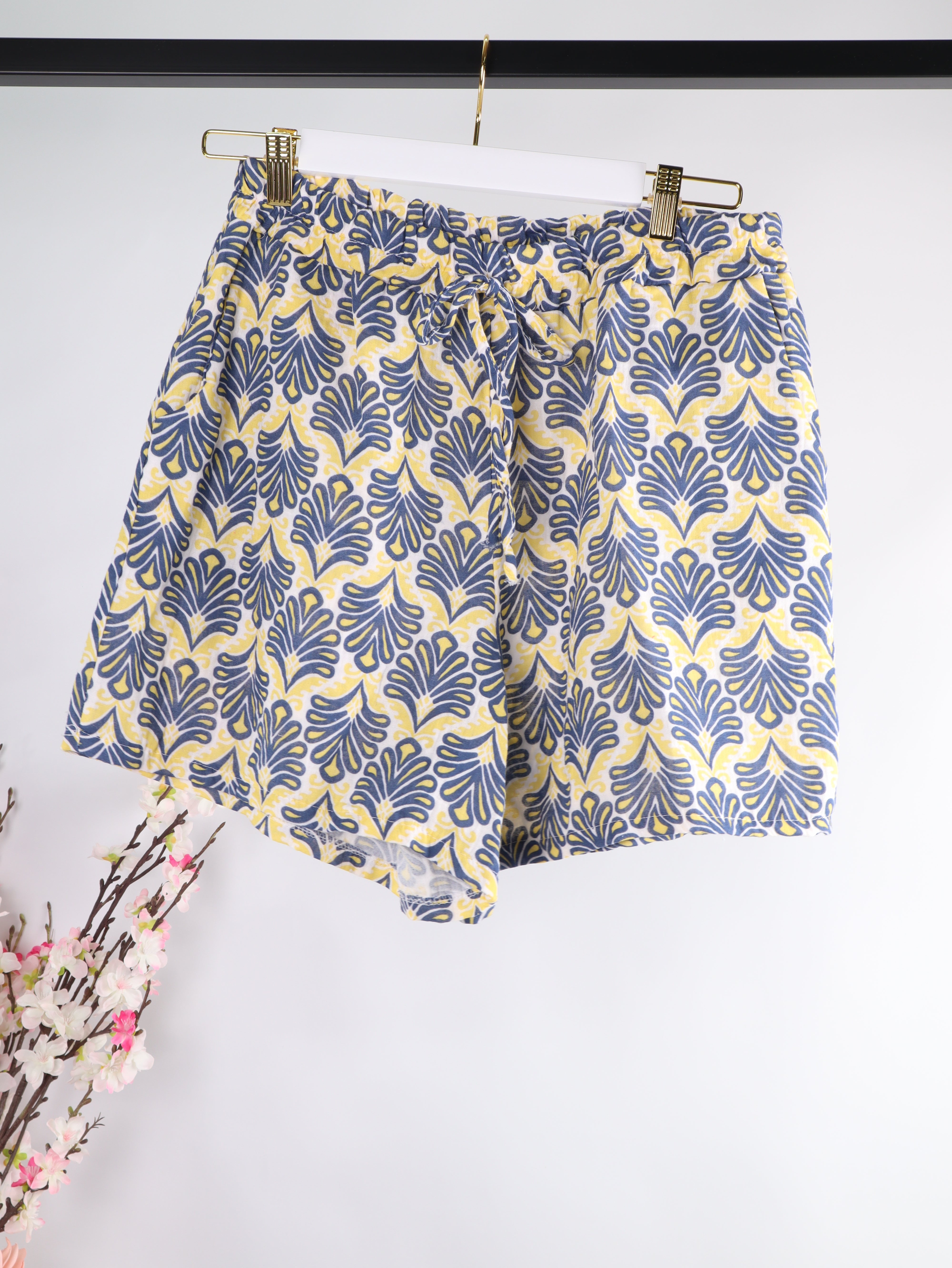 Shorts Flora