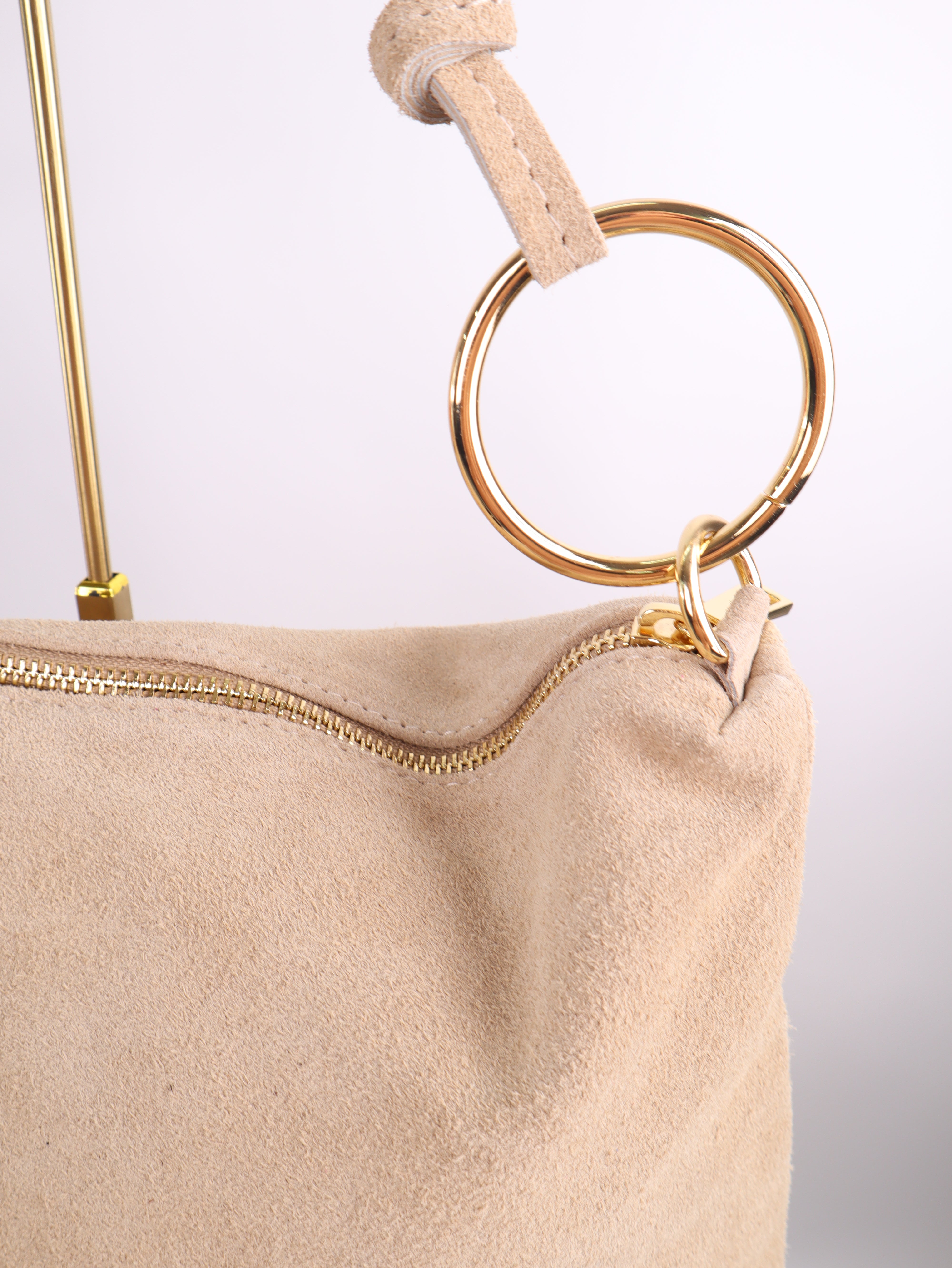 Veloursledertasche Sofia