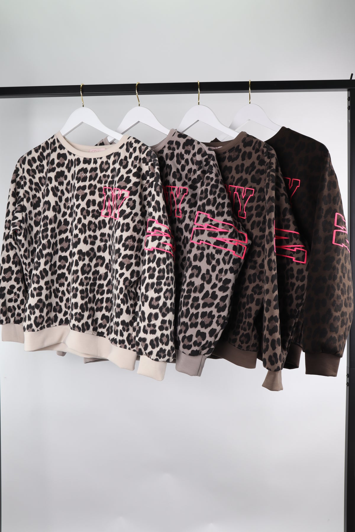Leo Butterstoff Sweatshirt NEW YORK