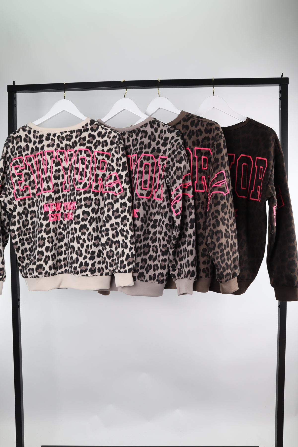 Leo Butterstoff Sweatshirt NEW YORK