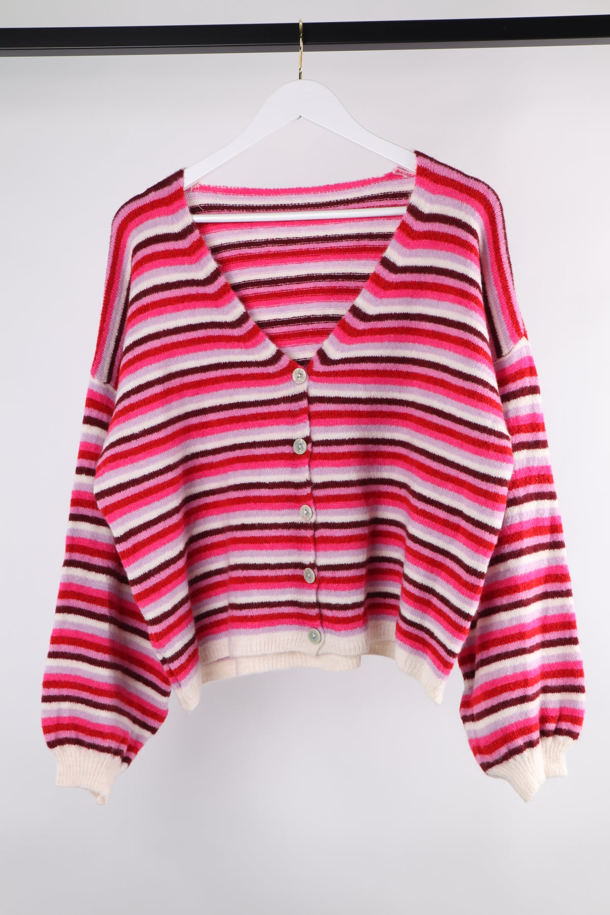 Strickjacke RETRO LINES