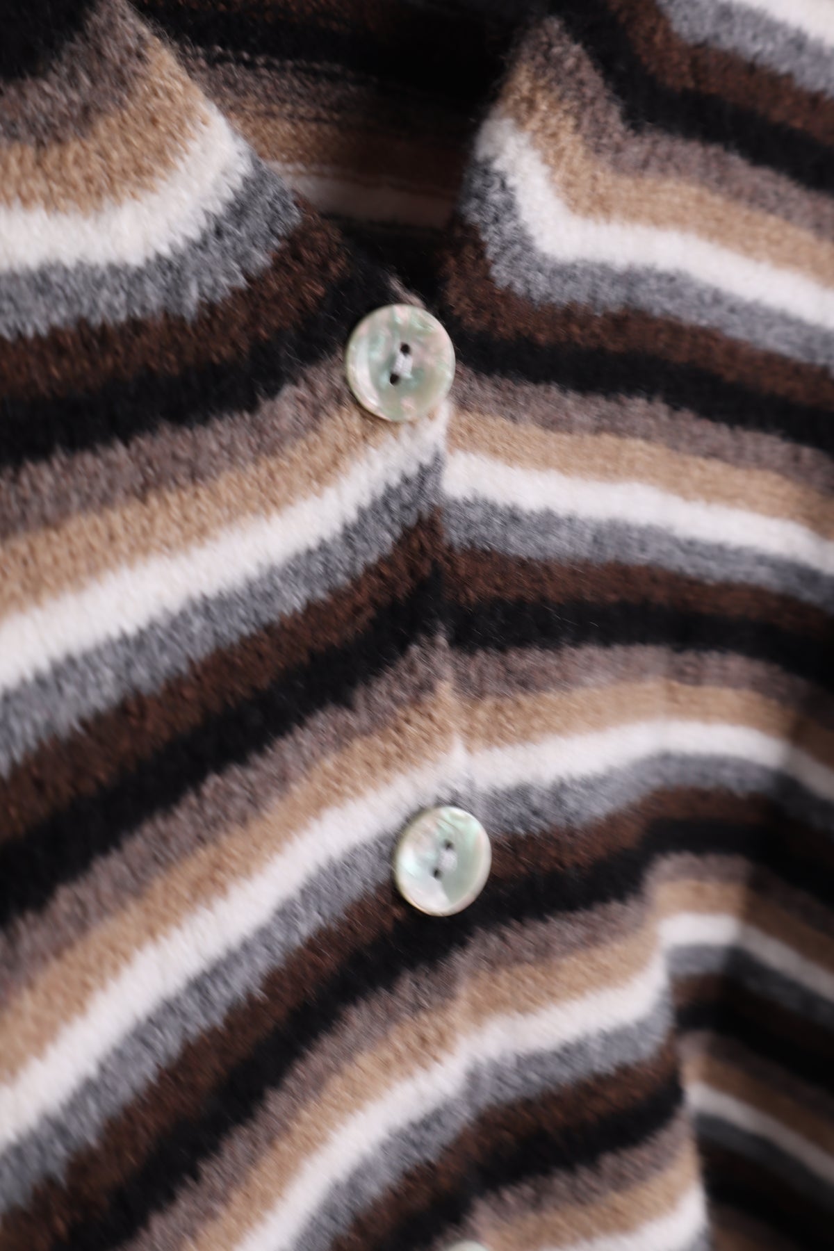 Strickjacke RETRO LINES