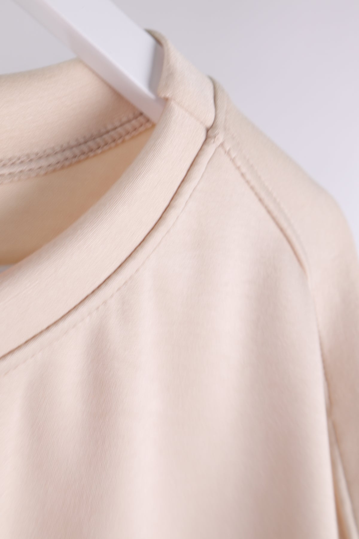 Butterstoff Sweater STATEMENT